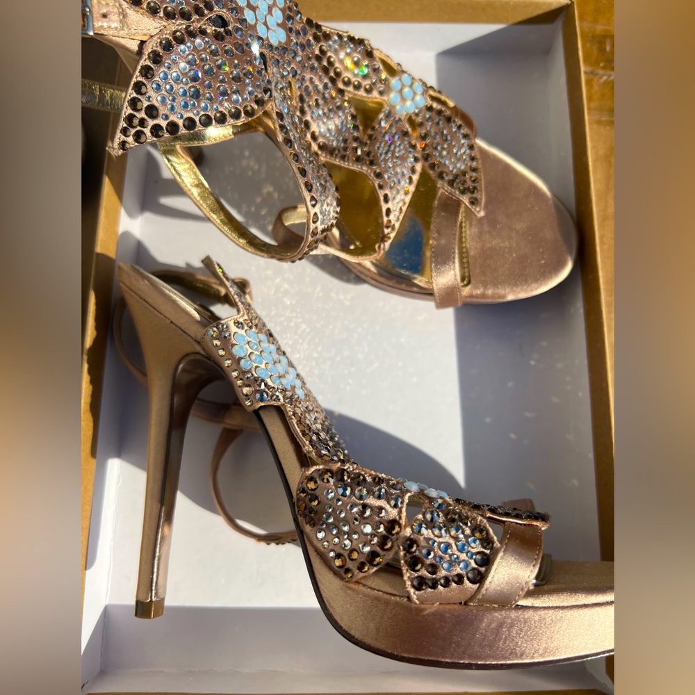 Nina gold with jewel embellishment heels - never worn*